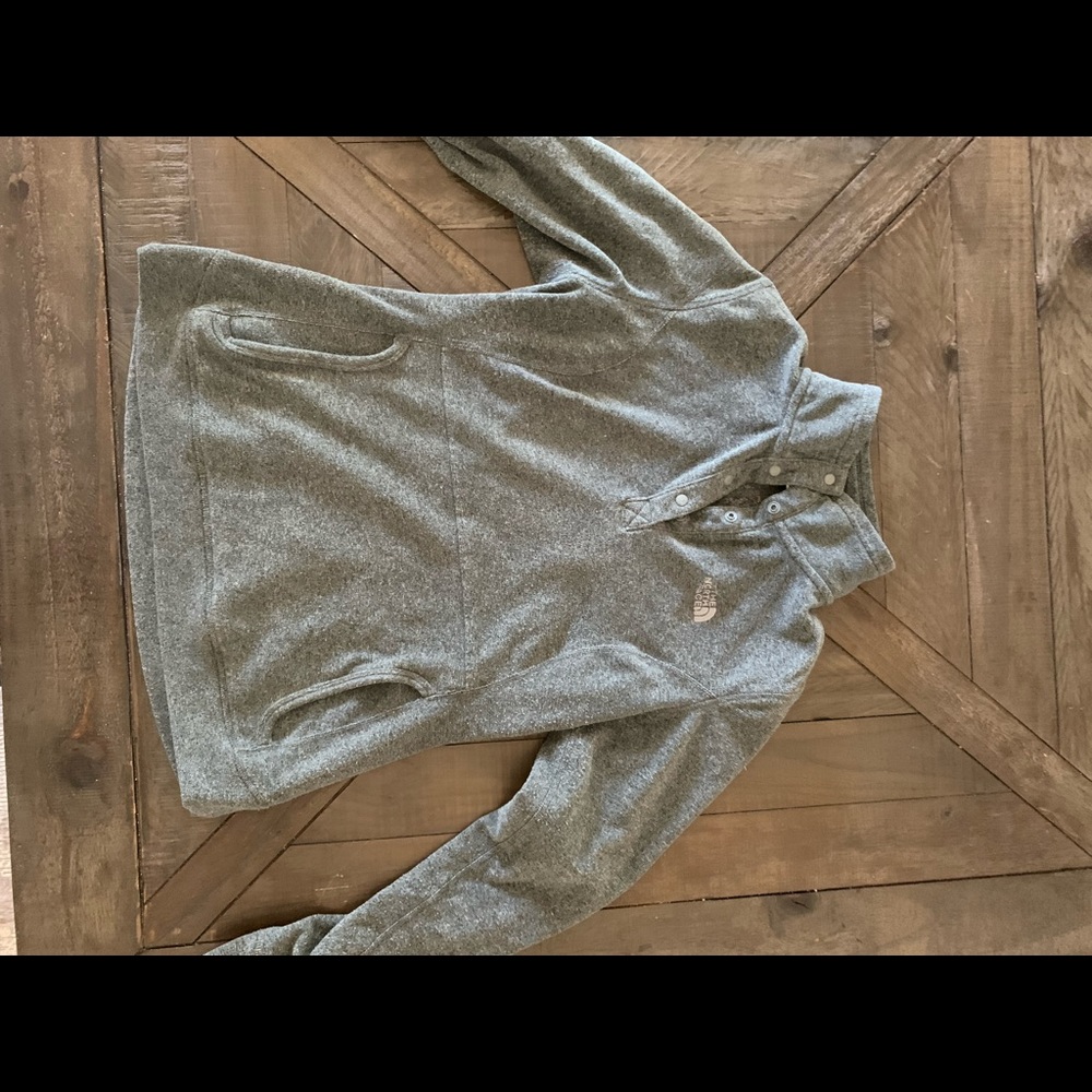 Grey north face sweater